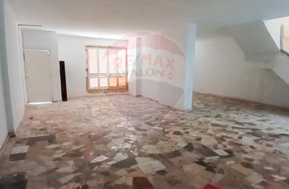 فيلا - استوديو - 2 حمامات للايجار في شارع نادى سموحة الرياضى - سموحة - حي شرق - الاسكندرية
