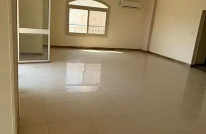 Apartment - 4 Bedrooms - 2 Bathrooms for rent in Al Narges 3 - Al Narges - New Cairo City - Cairo