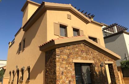 Villa - 5 Bedrooms - 5 Bathrooms for rent in Mivida - 5th Settlement Compounds - The 5th Settlement - New Cairo City - Cairo