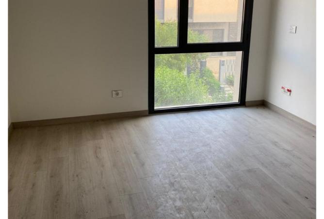 8003258 - Property Image 3