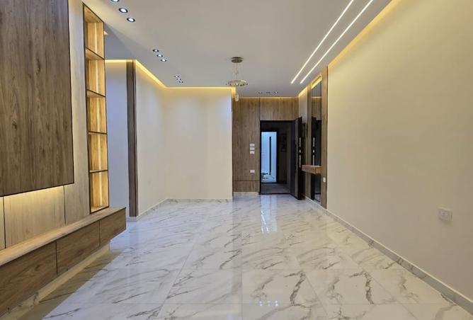 8372804 - صورة العقار 3