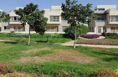 Villa - 4 Bedrooms - 2 Bathrooms for sale in Hyde Park - 5th Settlement Compounds - The 5th Settlement - New Cairo City - Cairo