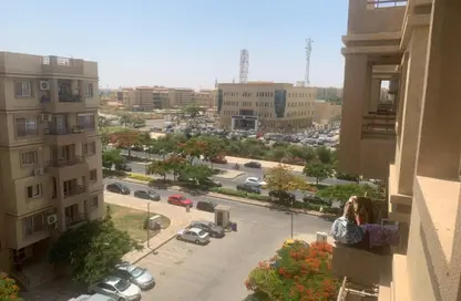 Apartment - 2 Bedrooms - 2 Bathrooms for sale in Madinaty - Cairo