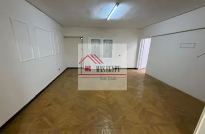 Office Space - Studio - 2 Bathrooms for rent in Gameat Al Dewal Al Arabeya St. - Mohandessin - Giza