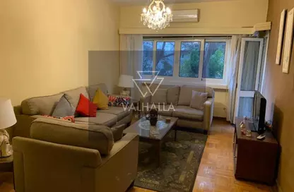 Apartment - 2 Bedrooms - 1 Bathroom for rent in Al Malek El Fadl St. - Zamalek - Cairo