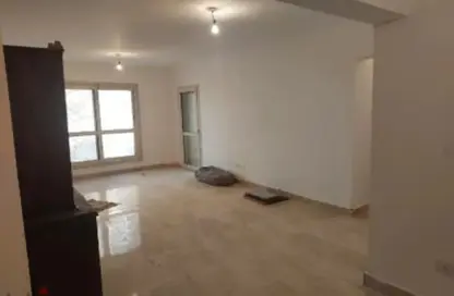 Apartment - 3 Bedrooms - 1 Bathroom for sale in 5th Settlement Compounds - The 5th Settlement - New Cairo City - Cairo