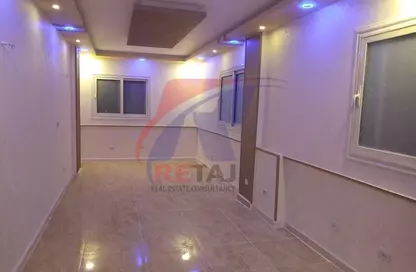Duplex - 3 Bedrooms - 2 Bathrooms for rent in Soliman Mostafa St. - 9th Zone - Nasr City - Cairo