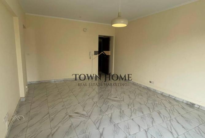 8046840 - Property Image 2