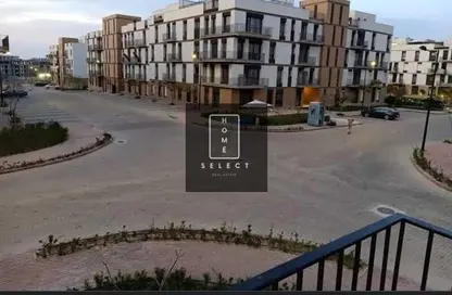 Apartment - 3 Bedrooms - 3 Bathrooms for sale in The Courtyard - 12th District - Sheikh Zayed City - Giza