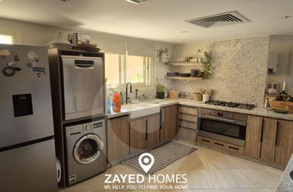 شقة - 2 غرف نوم - 3 حمامات للبيع في نيو جيزة - طريق مصر اسكندرية الصحراوي - مدينة 6 أكتوبر - الجيزة
