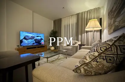 شقة - 3 غرف نوم - 3 حمامات للايجار في مون ريزيدنس - فيفث سكوير - التجمع الخامس - مدينة القاهرة الجديدة - القاهرة