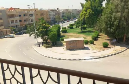 شقة - 3 غرف نوم - 3 حمامات للبيع في البنفسج 10 - البنفسج - مدينة القاهرة الجديدة - القاهرة