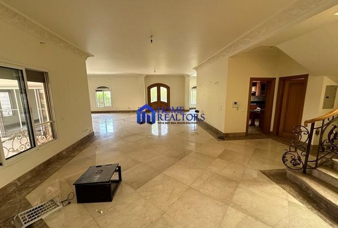 8036912 - Property Image 2