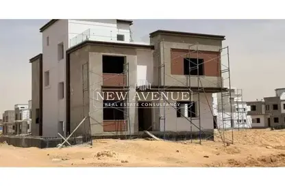 Villa - 4 Bedrooms - 5 Bathrooms for sale in Azzar 2 - 5th Settlement Compounds - The 5th Settlement - New Cairo City - Cairo