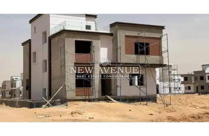 Villa - 4 Bedrooms - 5 Bathrooms for sale in Azzar 2 - 5th Settlement Compounds - The 5th Settlement - New Cairo City - Cairo