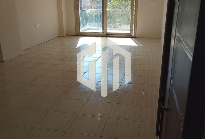 8322846 - Property Image 3