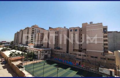 شقة - 3 غرف نوم - 2 حمامات للبيع في شارع النصر - سموحة - حي شرق - الاسكندرية