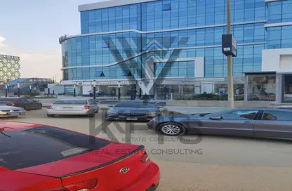 Office Space - Studio - 1 Bathroom for sale in Trivium Business Complex - North Teseen St. - The 5th Settlement - New Cairo City - Cairo