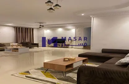 Apartment - 3 Bedrooms - 3 Bathrooms for rent in Ganoob El Acadimia - New Cairo City - Cairo