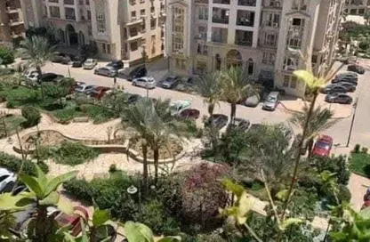 شقة - 2 غرف نوم - 2 حمامات للبيع في الهضبة الوسطي - المقطم - القاهرة