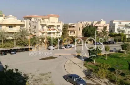 Apartment - 3 Bedrooms - 2 Bathrooms for sale in Street10 - District 5 - The 5th Settlement - New Cairo City - Cairo