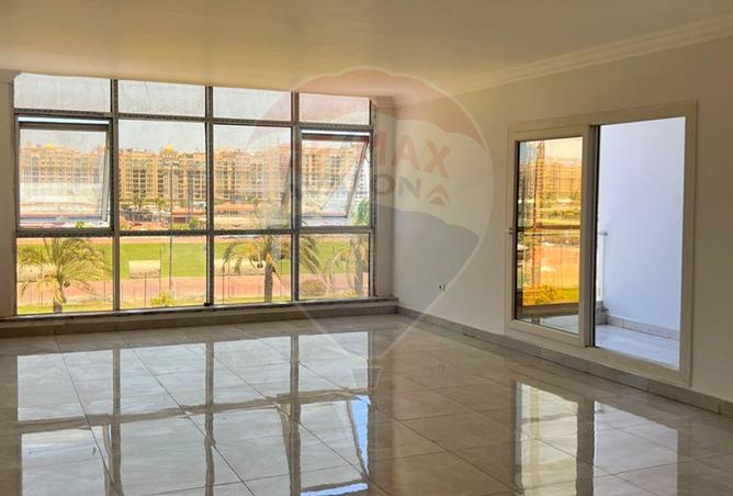 6643463 - Property Image 2