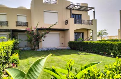 Chalet - 2 Bedrooms - 2 Bathrooms for sale in Makadi Orascom Resort - Makadi - Hurghada - Red Sea