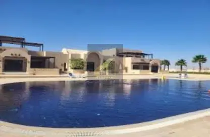 Chalet - 2 Bedrooms - 2 Bathrooms for sale in Makadi Beach - Makadi - Hurghada - Red Sea