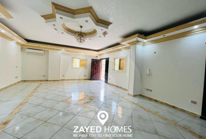 8231518 - Property Image 2