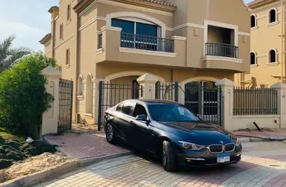 فيلا - 5 غرف نوم - 4 حمامات للبيع في الباتيو 5 ايست - الباتيو - كمبوندات الشروق - مدينة الشروق - القاهرة