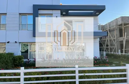 Apartment - 3 Bedrooms - 3 Bathrooms for sale in W Signature By Waterway - South Investors Area - New Cairo City - Cairo