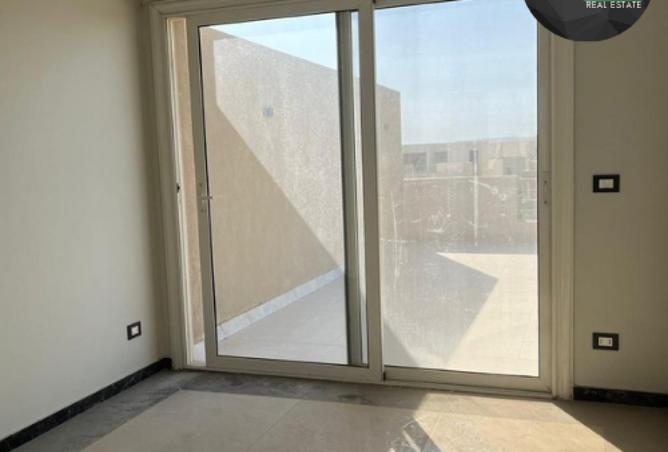 7735966 - Property Image 2