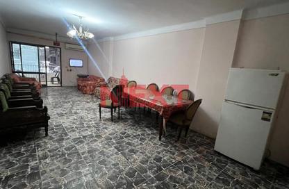 Apartment - 3 Bedrooms - 1 Bathroom for sale in Al Tofola Al Saaeda St. - Sidi Beshr - Hay Awal El Montazah - Alexandria