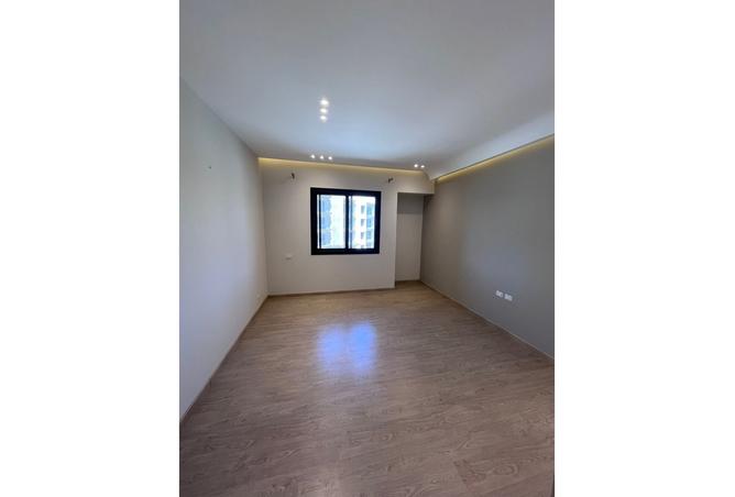 8103083 - صورة العقار 3
