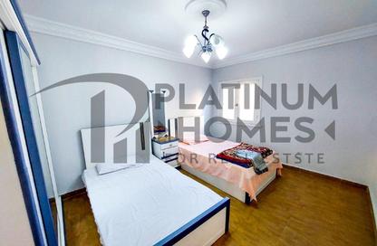 Apartment - 2 Bedrooms - 1 Bathroom for sale in Mustafa Kamel - Hay Sharq - Alexandria