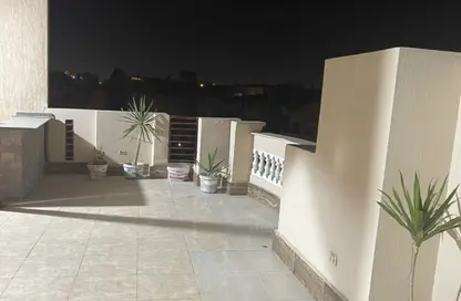 شقة - 3 غرف نوم - 2 حمامات للايجار في شارع عمر خورشيد - البنفسج 10 - البنفسج - مدينة القاهرة الجديدة - القاهرة