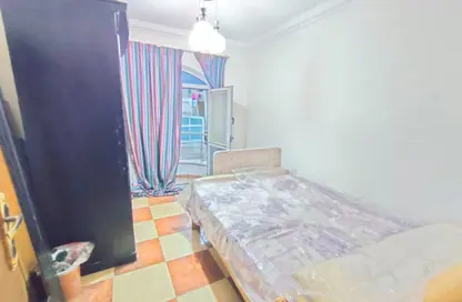 شقة - 2 غرف نوم - 1 حمام للبيع في شارع بن حوقل - سان ستيفانو - حي شرق - الاسكندرية