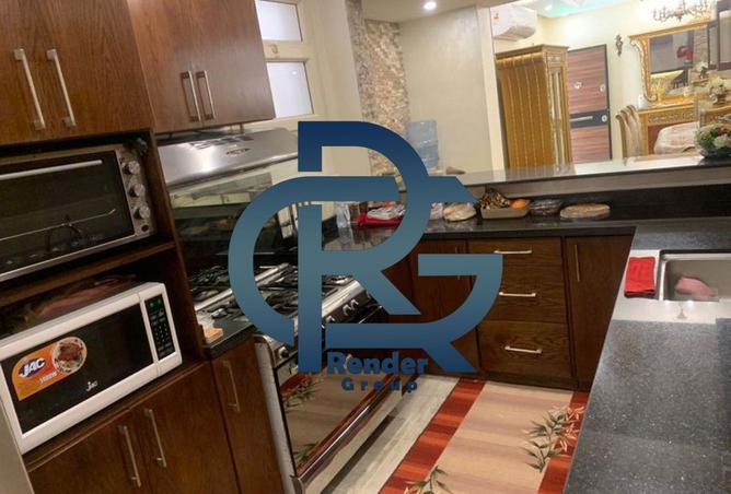 8071880 - Property Image 2