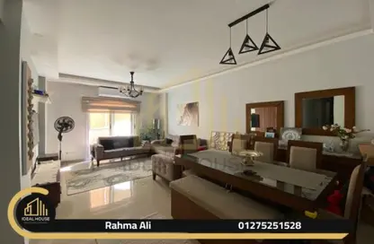 Apartment - 2 Bedrooms - 1 Bathroom for sale in Al Mostathmir El Saghir - 10th District - Sheikh Zayed City - Giza