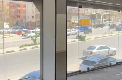 محل تجاري - استوديو - 1 حمام للايجار في شارع 9 - الهضبة العليا - المقطم - القاهرة