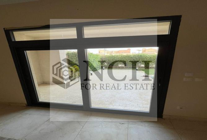 8042050 - Property Image 3