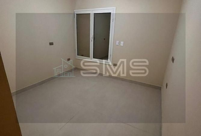 8024963 - Property Image 2