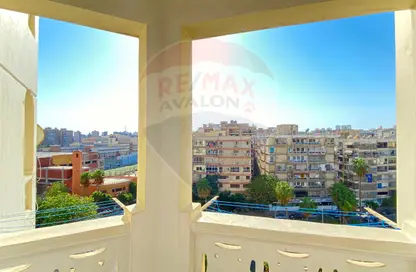 Apartment - 3 Bedrooms - 2 Bathrooms for sale in Smouha - Hay Sharq - Alexandria