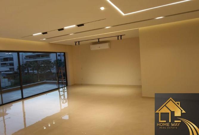 8382347 - Property Image 2