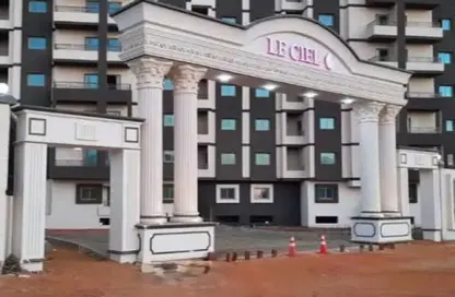 Apartment - 3 Bedrooms - 2 Bathrooms for sale in Le Ciel Compound - New Capital City - Cairo