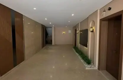 Apartment - 2 Bedrooms - 2 Bathrooms for rent in Village West - Sheikh Zayed Compounds - Sheikh Zayed City - Giza