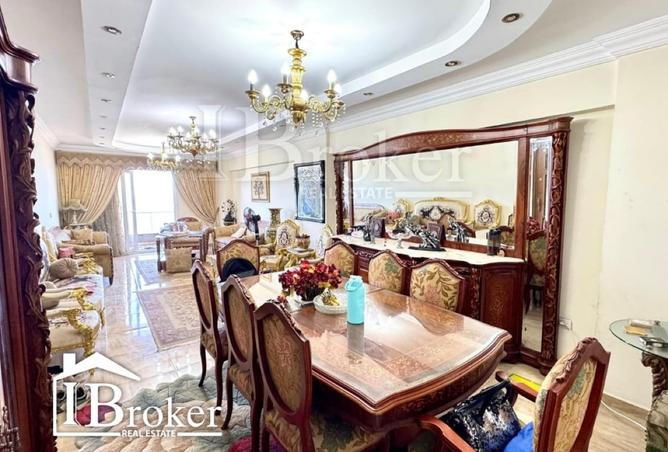 8117019 - Property Image 2