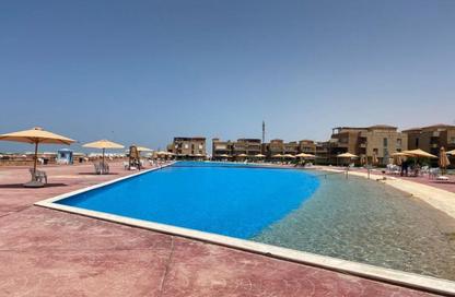 Chalet - 2 Bedrooms - 2 Bathrooms for sale in Bluemar Wadi Degla - Sidi Abdel Rahman - North Coast