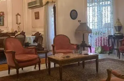 Apartment - 2 Bedrooms - 2 Bathrooms for sale in Zamalek - Cairo