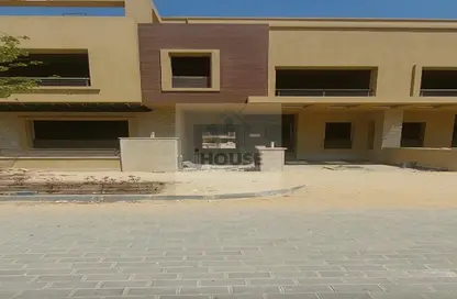 تاون هاوس - 5 غرف نوم - 5 حمامات للبيع في نيو جيزة - طريق مصر اسكندرية الصحراوي - مدينة 6 أكتوبر - الجيزة